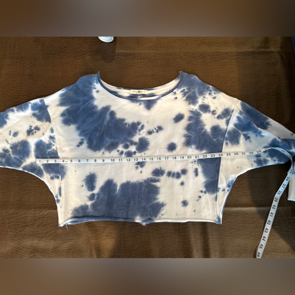 Natural Life Tie Dye Blue and White  Sweatshirt - NWOT - Size Small - Picture 7 of 7